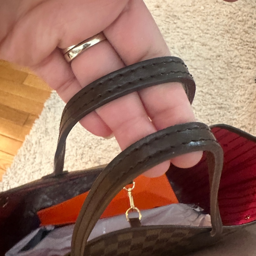 ❌SOLD❌Authentic Louis Vuitton Neverfull MM - Picture 11 of 16